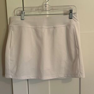 PGA Tour Airflux Womens White Skort Size M Golf Tennis Pickleball